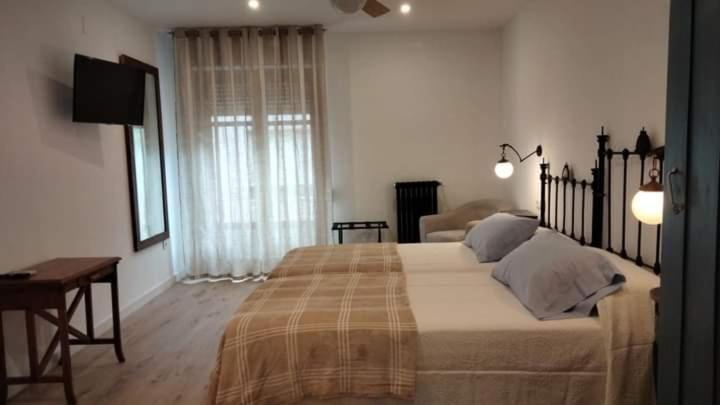 Hostal Los Aromas Villena Dış mekan fotoğraf